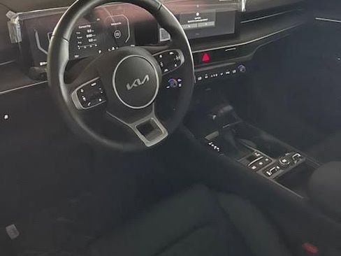 Used 2025 Kia K5 EX image 5