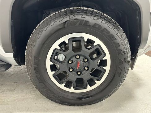 Used 2025 Toyota 4Runner TRD Off-Road Premium image 62