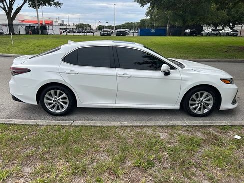 Used 2024 Toyota Camry LE w/ Convenience Package FWD image 7