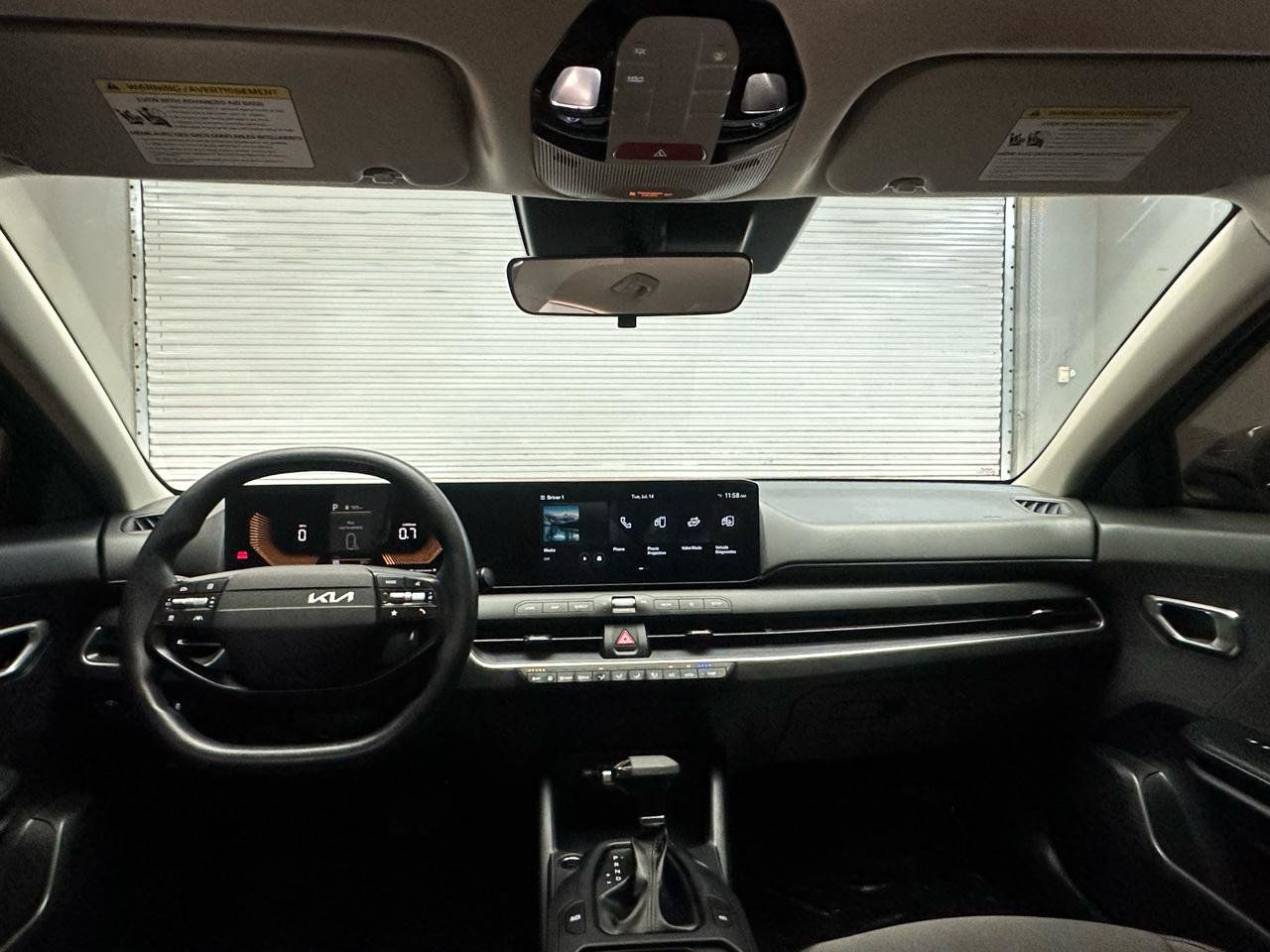 Used 2025 Kia K4 FWD image 12