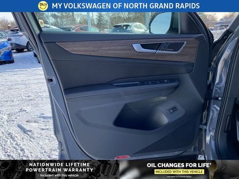 New 2026 Volkswagen Atlas SEL Premium R-Line image 6