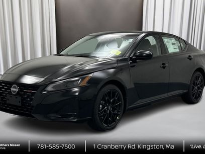 New 2026 Nissan Altima 2.5 SR w/ SR Midnight Edition Package