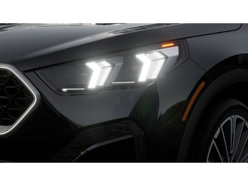 New 2026 BMW X2 xDrive28i image 6