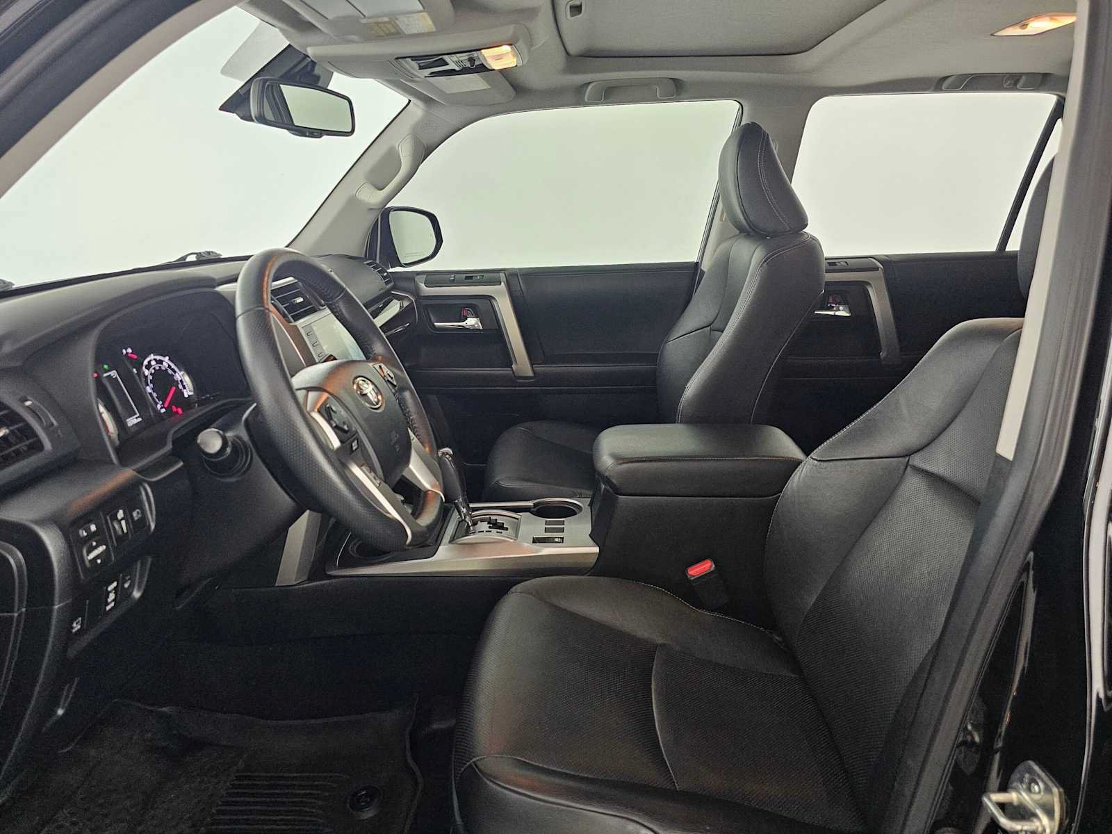 Used 2022 Toyota 4Runner Limited AWD/4WD image 22