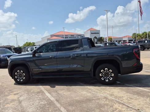 Used 2026 GMC Sierra EV Elevation AWD/4WD image 7