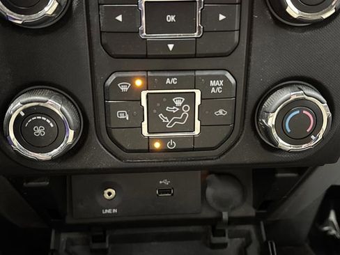 Used 2013 Ford F150 XLT w/ Luxury Equipment Group image 18