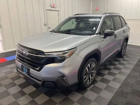 Used 2025 Subaru Forester Touring w/ Protection Package (1PH) image 7