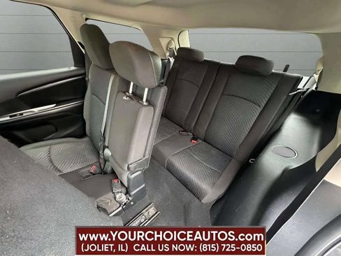 Used 2018 Dodge Journey SE w/ Blacktop Package image 25