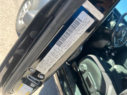 Used 2020 Jeep Wrangler Sport image 26