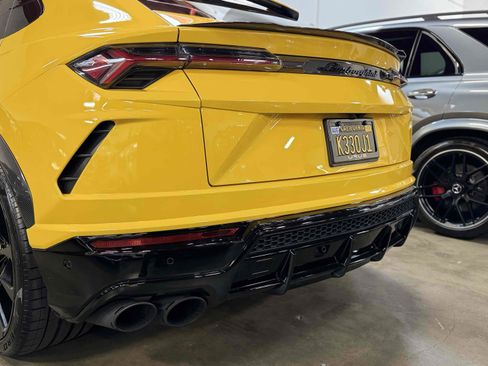Used 2021 Lamborghini Urus image 70