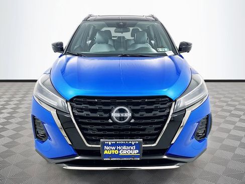 Used 2023 Nissan Kicks SR w/ SR Premium Package image 2