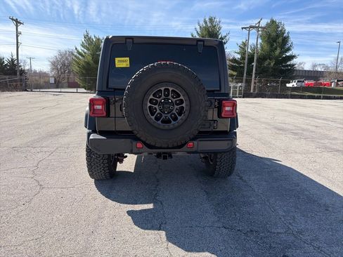 Used 2022 Jeep Wrangler Unlimited Willys image 12