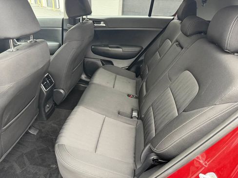 Used 2020 Kia Sportage LX image 13