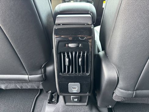 New 2025 Jeep Compass Limited w/ High Altitude Package AWD/4WD image 20
