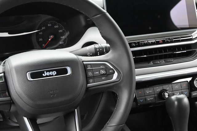 Used 2023 Jeep Compass Limited w/ Elite Group AWD/4WD image 27