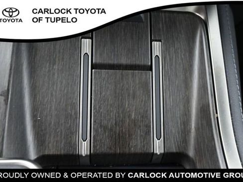 Used 2024 Lexus GX 550 w/ Accessory Package (Z1) AWD/4WD image 18