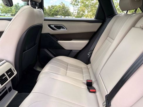 Used 2023 Land Rover Range Rover Velar R-Dynamic S AWD/4WD image 13