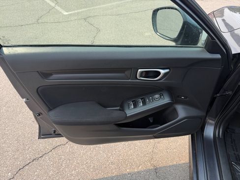 Used 2022 Honda Civic LX image 18