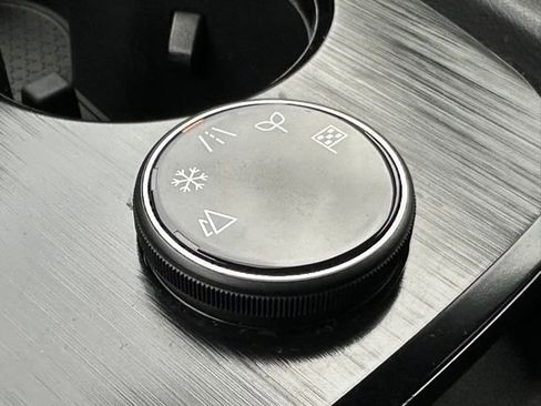 Certified 2023 Nissan Rogue SV image 36