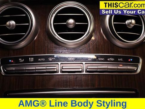 Used 2021 Mercedes-Benz GLC 300 w/ Premium Package image 18