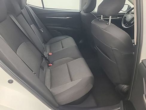 Used 2025 Toyota Camry SE FWD image 18