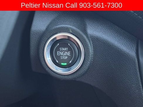 Used 2023 Chevrolet TrailBlazer LT FWD image 31