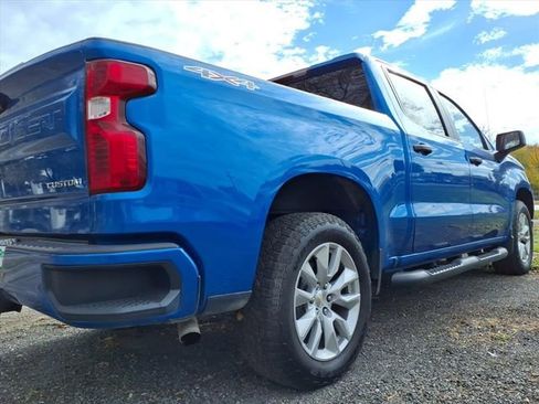 Used 2022 Chevrolet Silverado 1500 Custom AWD/4WD image 6