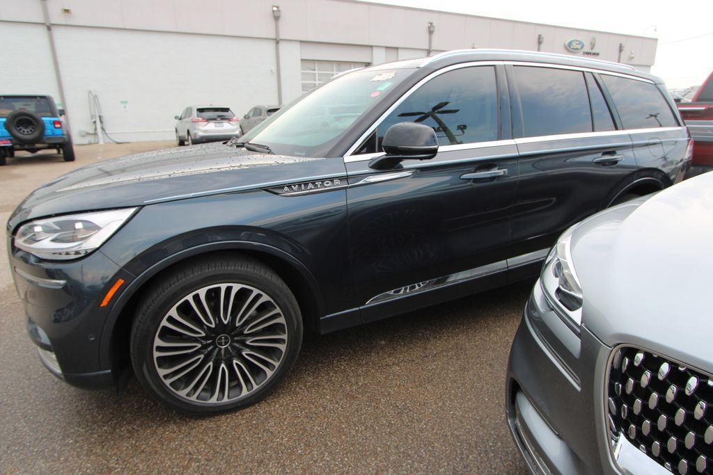 Used 2024 Lincoln Aviator Black Label w/ Dynamic Handling Package AWD/4WD image 5