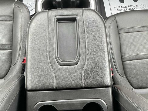 Used 2021 GMC Sierra 2500 Denali w/ Denali Ultimate Package AWD/4WD image 18