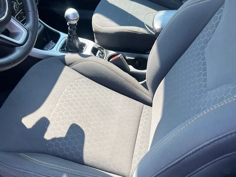 Used 2019 Jeep Compass Sport FWD image 14
