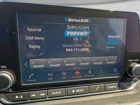 Used 2024 Nissan Rogue SV FWD image 28