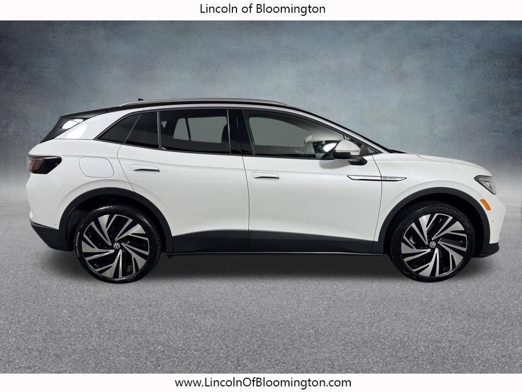 Used 2025 Volkswagen ID.4 Pro S Plus AWD/4WD image 7
