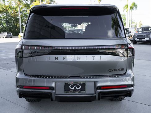New 2026 INFINITI QX80 4WD w/ Sport Exterior Package image 23