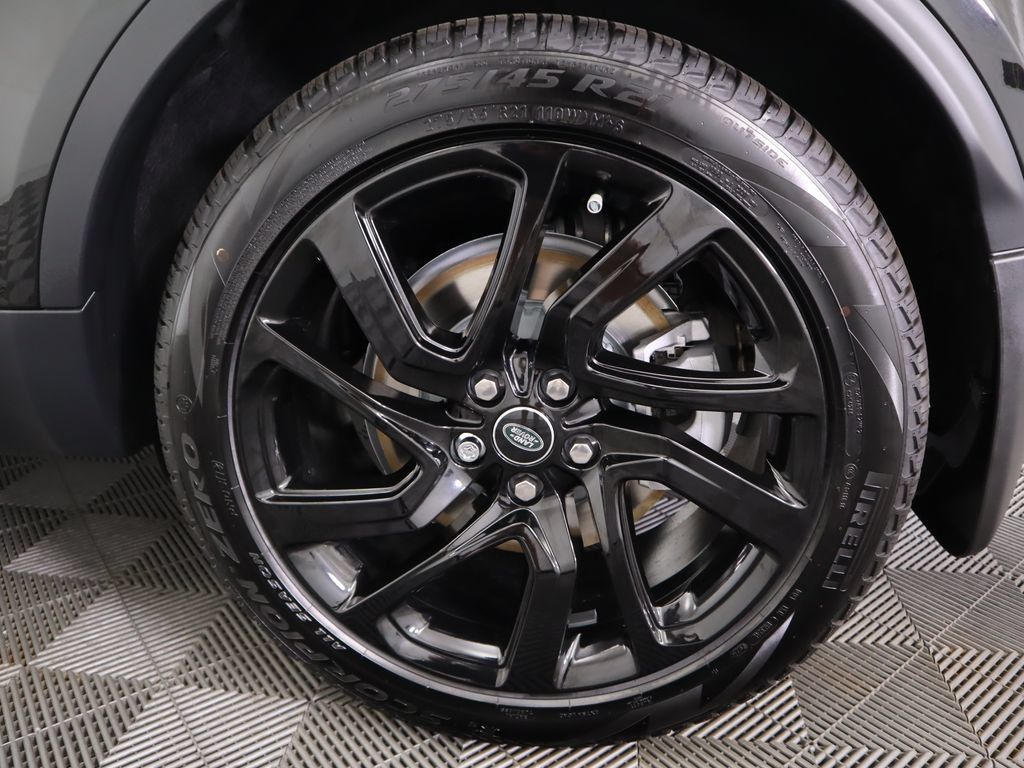Used 2025 Land Rover Discovery S AWD/4WD image 35