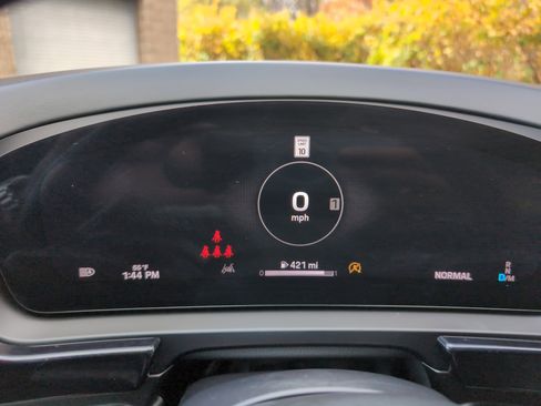 Used 2024 Porsche Cayenne Coupe image 24