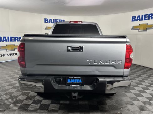 Used 2017 Toyota Tundra SR5 w/ TRD Off Road Package AWD/4WD image 4