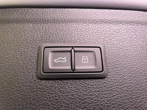 Certified 2023 Audi Q5 2.0T Premium w/ Convenience Package AWD/4WD image 21