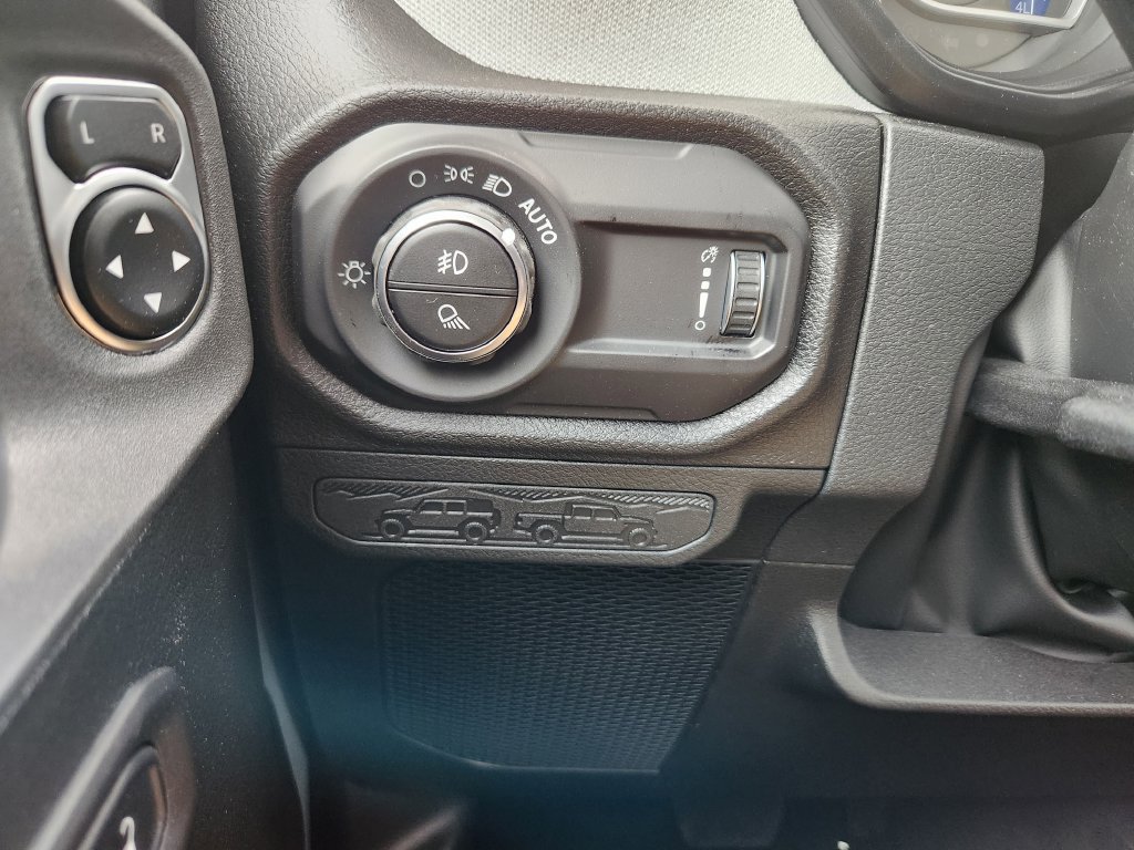 New 2026 Jeep Gladiator Sport AWD/4WD image 18