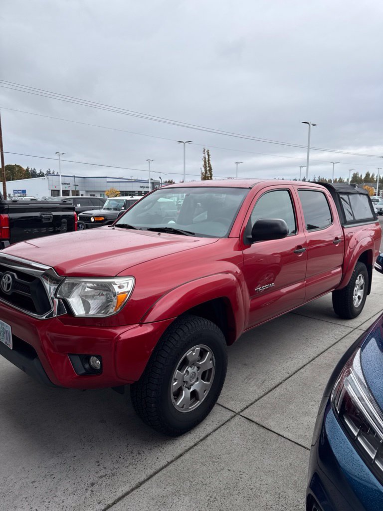 Used 2015 Toyota Tacoma 4x4 Double Cab w/ SR5 Package image 8