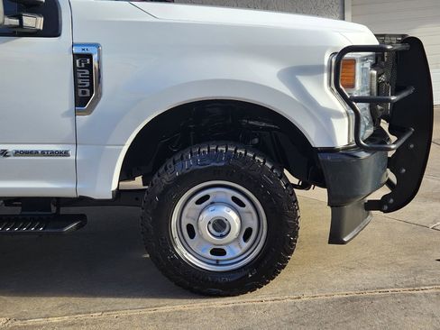 Used 2022 Ford F250 XL w/ Power Equipment Group image 10