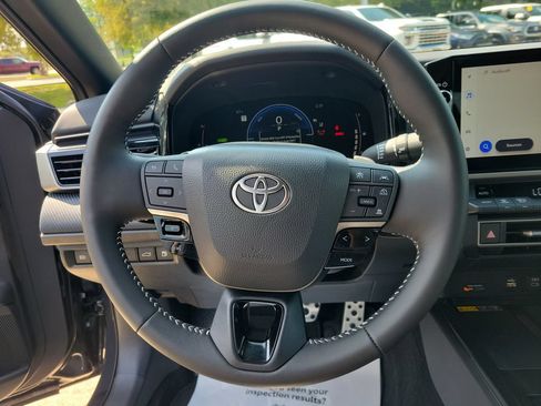 Used 2026 Toyota Camry SE w/ Multimedia Upgrade Package FWD image 21