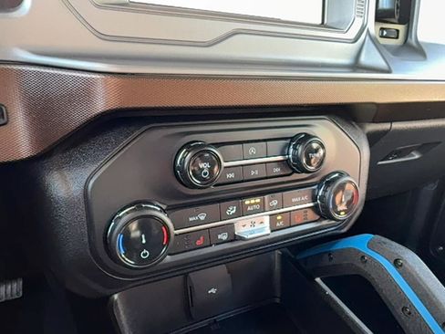 Used 2022 Ford Bronco Outer Banks image 20