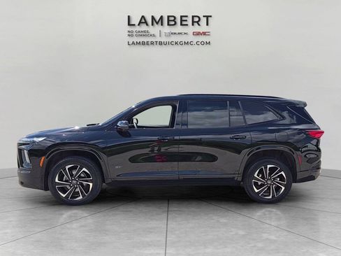 Used 2026 Buick Enclave Sport Touring AWD/4WD image 2