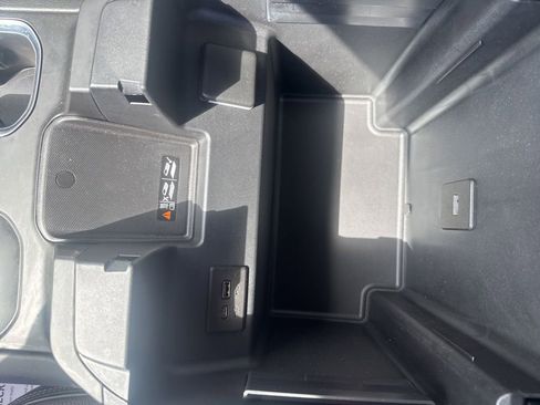 Used 2023 GMC Sierra 1500 Denali AWD/4WD image 28