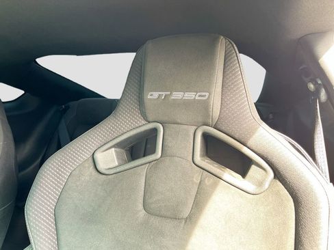 Used 2017 Ford Mustang Shelby GT350 w/ Electronics Package RWD image 32