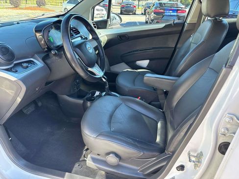 Used 2015 Chevrolet Spark LT image 8