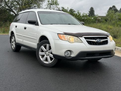 Used 2009 Subaru Outback 2.5i Special Edition AWD/4WD image 1