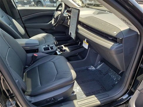 New 2025 Ford Mustang Mach-E Premium image 12