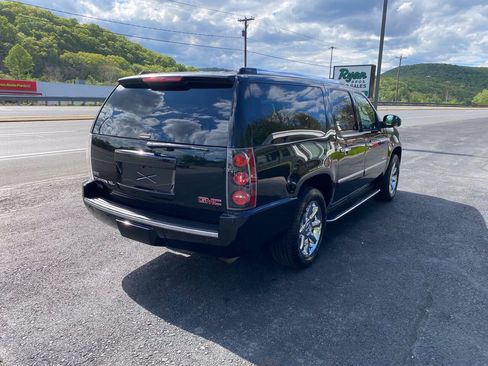 Used 2009 GMC Yukon XL Denali AWD/4WD image 6