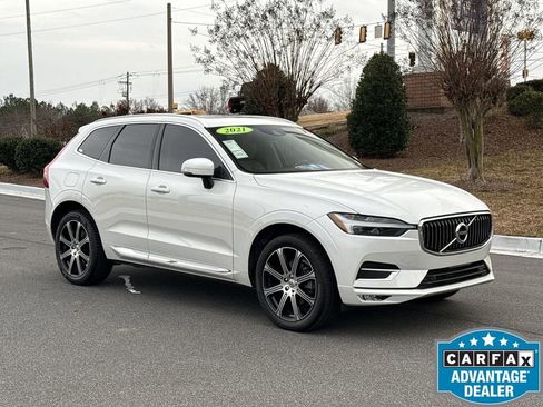 Used 2021 Volvo XC60 T5 Inscription w/ Protection Package Premier image 8
